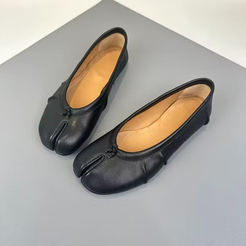 NEW Split Toe Flat Shoes Women - Women'S Fashion Shoes ulasan dan harga